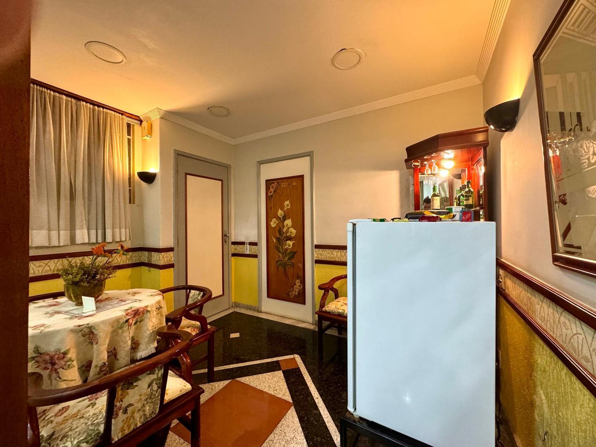 Hotel Comendador เตรส ริโอส ภายนอก รูปภาพ